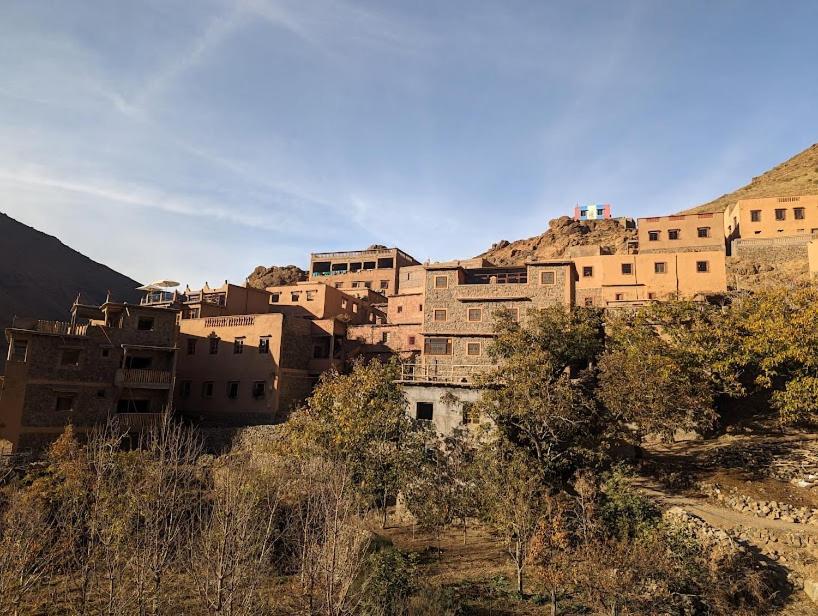 Riad Dar Omar Imlil  Bagian luar foto