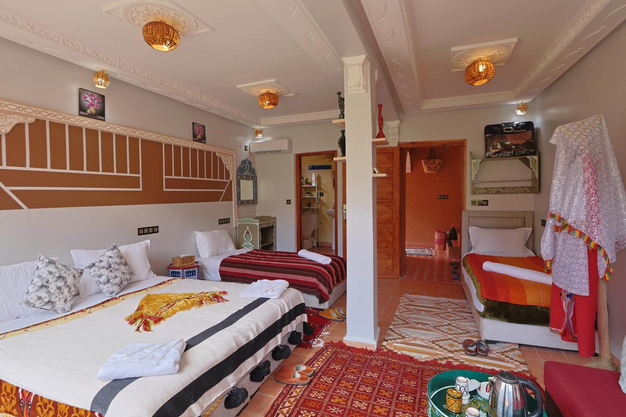 Riad Dar Omar Imlil  Bagian luar foto