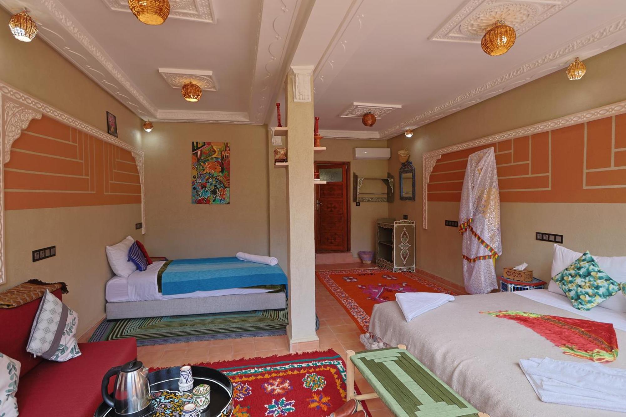 Riad Dar Omar Imlil  Bagian luar foto