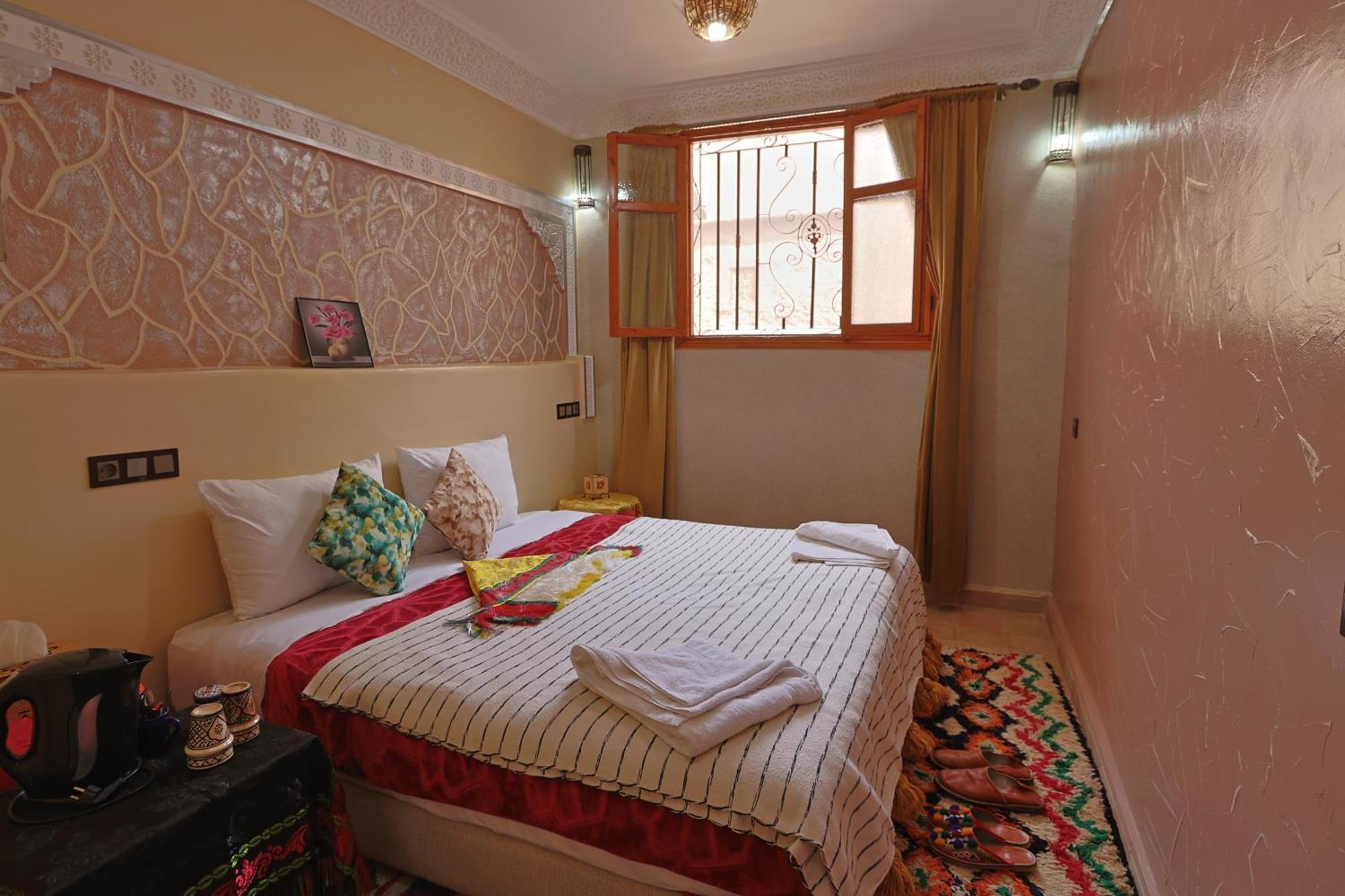 Riad Dar Omar Imlil  Bagian luar foto